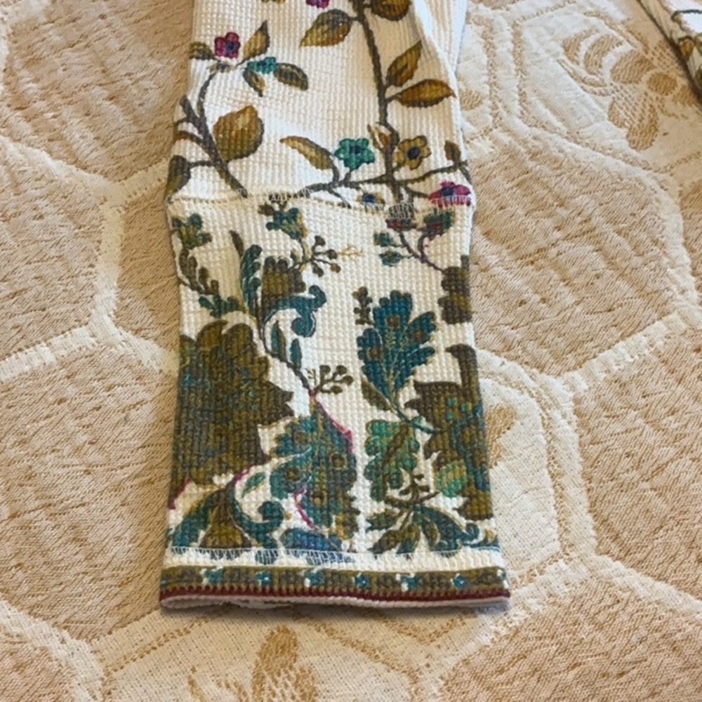 SUNDANCE CATALOG TEE/ MEDIUM - image 5